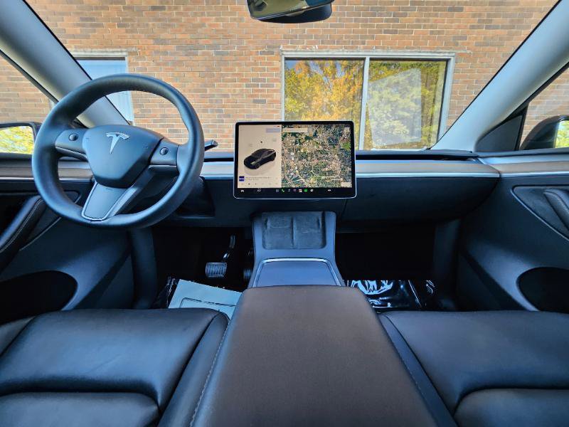 Used 2023 Tesla Model Y Long Range AWD/4WD image 40