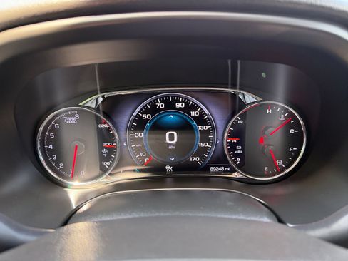 Used 2018 GMC Acadia Denali w/ Technology Package AWD/4WD image 16