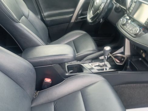 Used 2018 Toyota RAV4 Limited w/ All Weather Liner Package AWD/4WD image 27
