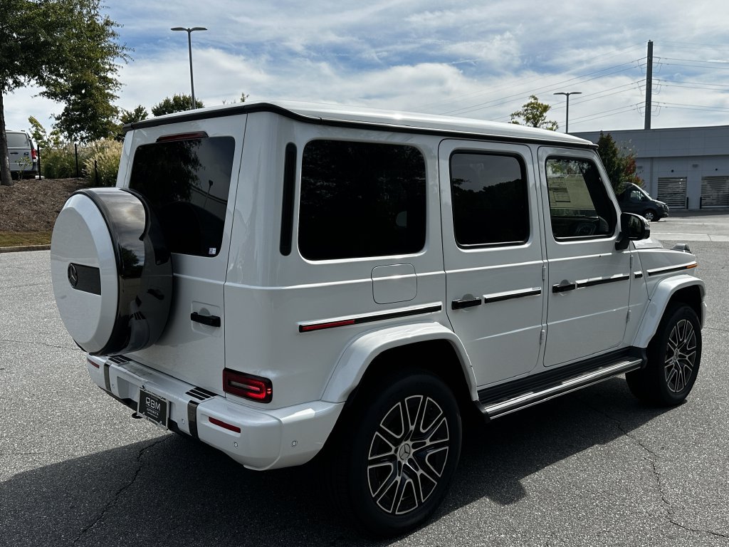 New 2027 Mercedes-Benz G 580 e image 8