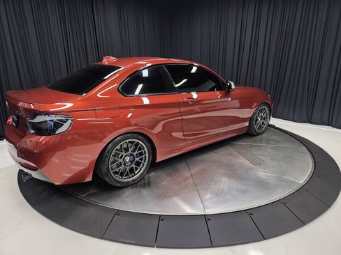 Used 2018 BMW M240i Coupe image 11