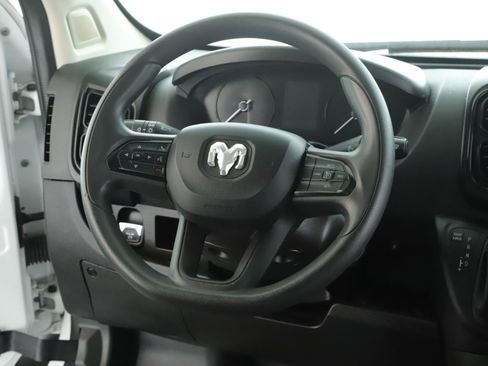 Used 2023 RAM ProMaster 2500 FWD image 4