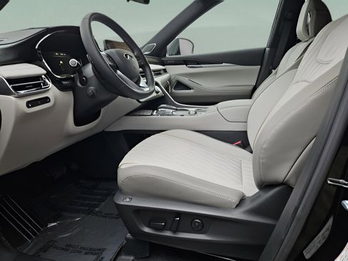 New 2026 INFINITI QX60 Autograph image 13