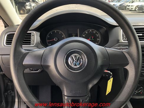 Used 2012 Volkswagen Jetta S image 13
