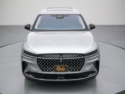 Used 2025 Lincoln Nautilus Premier w/ Equipment Group 102A AWD/4WD image 10