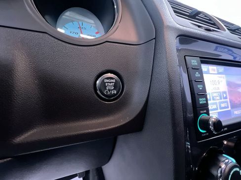 Used 2008 Dodge Challenger SRT8 RWD image 17