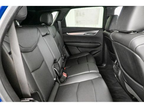 Used 2024 Cadillac XT5 Luxury FWD image 19