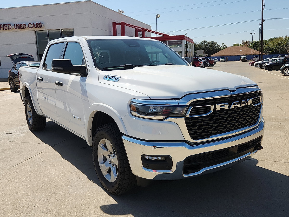 Used 2025 RAM 1500 Big Horn AWD/4WD image 5