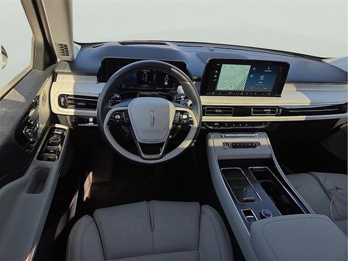 New 2025 Lincoln Aviator Reserve w/ Equipment Group 201A image 11