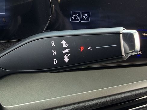 New 2026 Chevrolet Traverse LT image 18