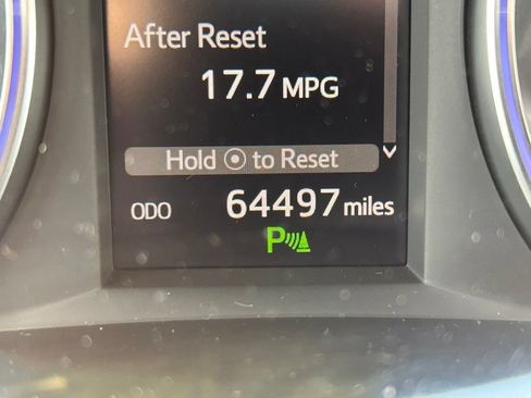 Used 2018 Toyota Highlander Limited Platinum FWD image 26
