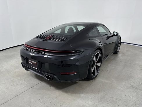 New 2026 Porsche 911 Carrera 4S image 7