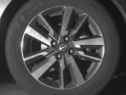 Used 2025 Nissan Versa SV w/ Trunk Package image 13