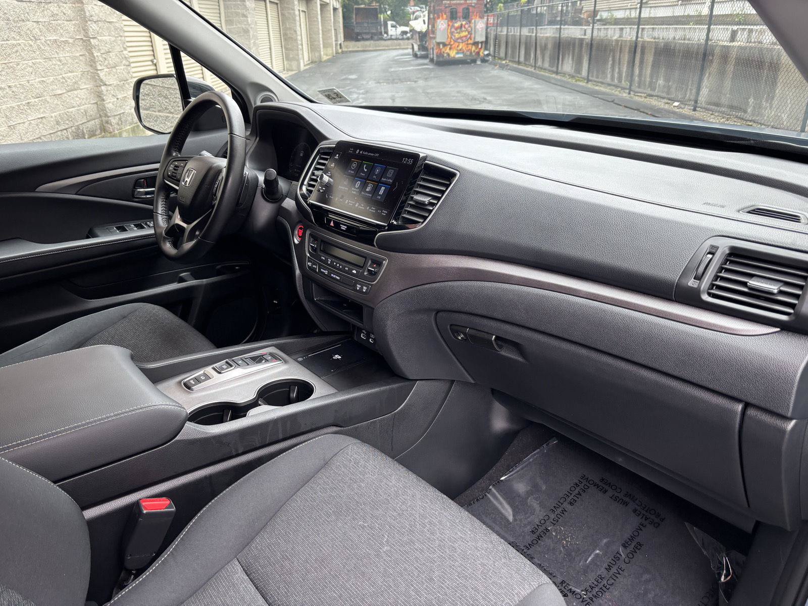 Used 2024 Honda Ridgeline Sport image 9