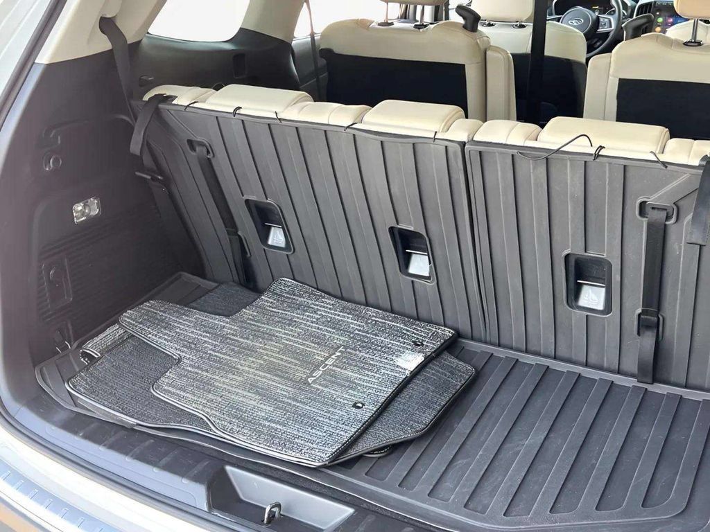 Used 2019 Subaru Ascent Limited AWD/4WD image 13