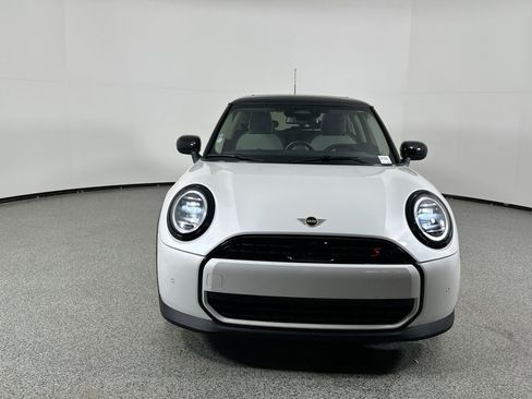 Used 2025 MINI Cooper S image 2