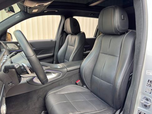 Used 2021 Mercedes-Benz GLS 580 4MATIC image 48