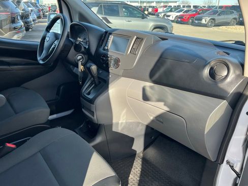 Used 2020 Nissan NV200 SV w/ Back Door Glass Package image 24