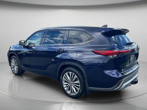 Used 2022 Toyota Highlander Platinum AWD/4WD image 5
