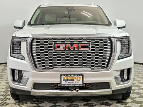 Used 2021 GMC Yukon XL Denali w/ Denali Ultimate Package AWD/4WD image 4