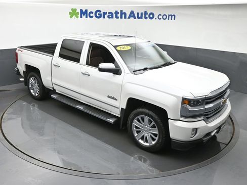 Used 2017 Chevrolet Silverado 1500 High Country image 3