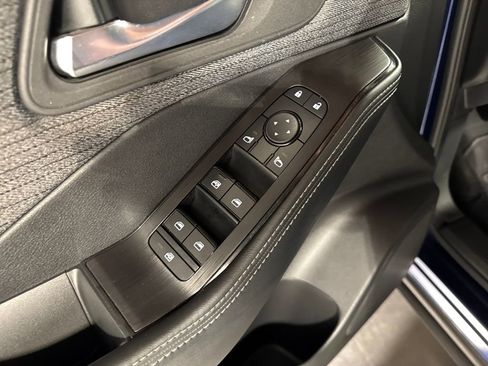 Used 2023 Nissan Rogue SV image 24