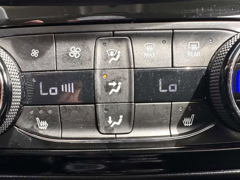 Used 2023 Buick Encore GX Select w/ Sport Touring Package AWD/4WD image 24