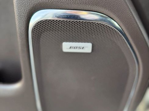 Used 2014 Chevrolet Silverado 1500 High Country image 17