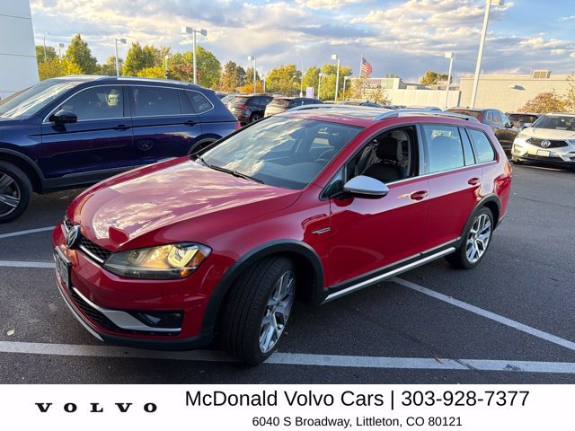 Used 2017 Volkswagen Golf Alltrack S AWD/4WD image 4