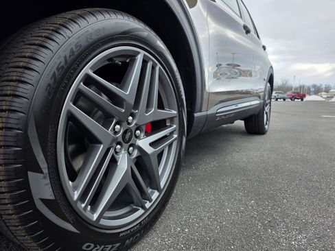 New 2026 Ford Explorer ST image 22