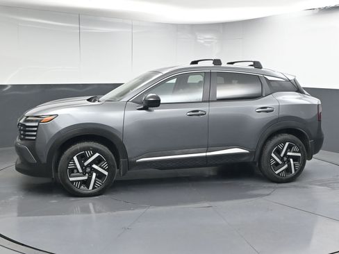 Certified 2026 Nissan Kicks SV w/ SV Premium Package image 5