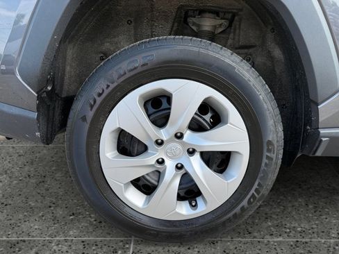 Used 2023 Toyota RAV4 LE AWD/4WD image 14