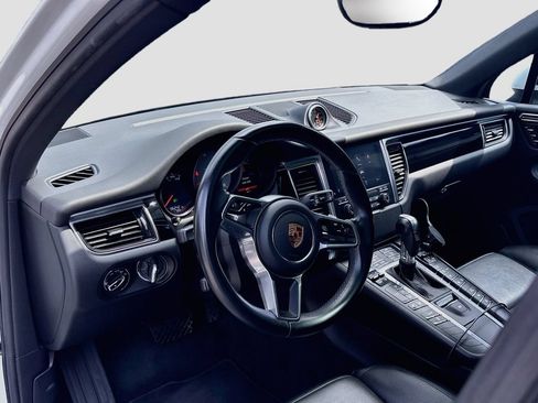 Used 2017 Porsche Macan S AWD/4WD image 9