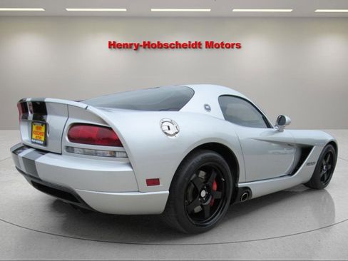 Used 2009 Dodge Viper SRT-10 image 17
