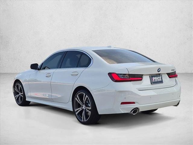 Used 2024 BMW 330i Sedan w/ Convenience Package RWD image 8