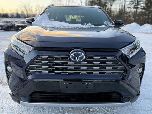 Used 2021 Toyota RAV4 XSE image 2