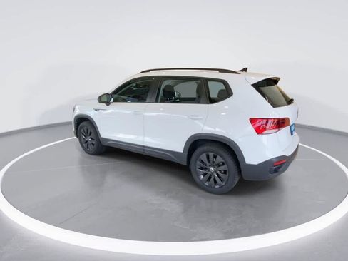 Used 2022 Volkswagen Taos S AWD/4WD image 6