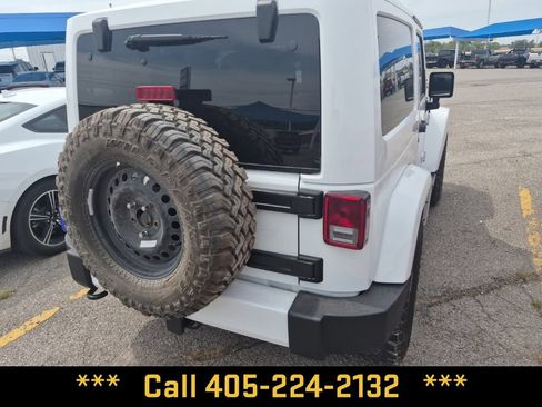 Used 2016 Jeep Wrangler Sahara w/ Connectivity Group AWD/4WD image 16