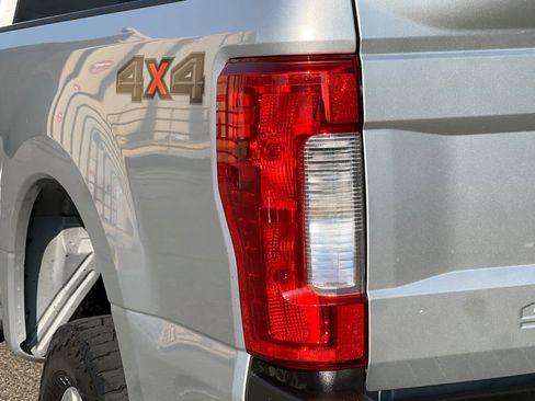 Used 2018 Ford F250 XLT image 25