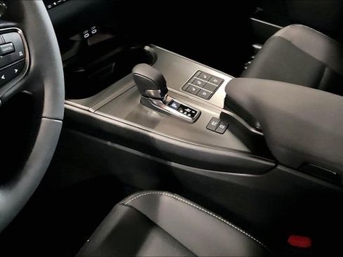 New 2026 Lexus UX 300h AWD image 8