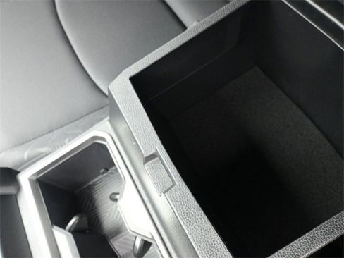 New 2025 Toyota Tacoma SR5 image 9