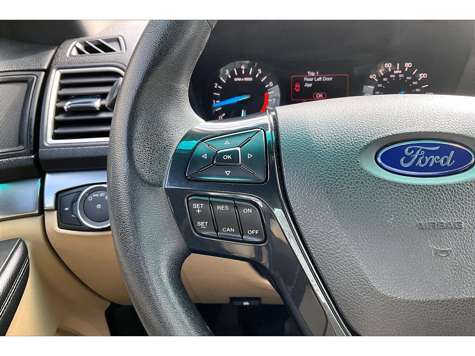 Used 2016 Ford Explorer 4WD image 18