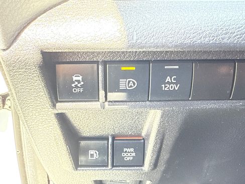 Certified 2025 Toyota Sienna XLE w/ XLE Plus Package AWD/4WD image 24