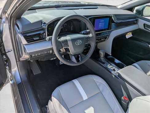 New 2026 Toyota Camry SE image 3