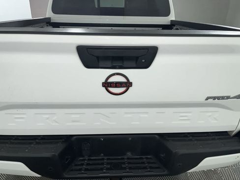 Used 2023 Nissan Frontier PRO-4X w/ Pro-4X Premium Package AWD/4WD image 11