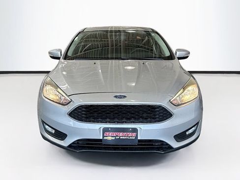 Used 2018 Ford Focus SEL FWD image 4