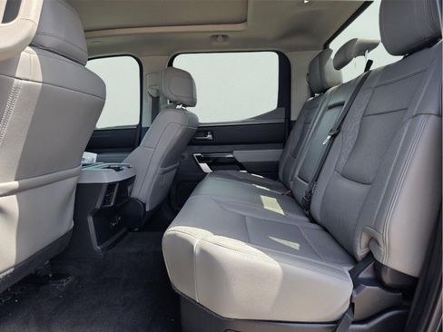 Used 2023 Toyota Tundra Limited AWD/4WD image 28