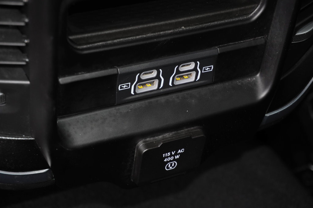 Used 2025 RAM 2500 Laramie w/ Sport Appearance Package AWD/4WD image 43