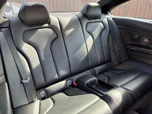 Used 2015 BMW M4 Coupe image 28