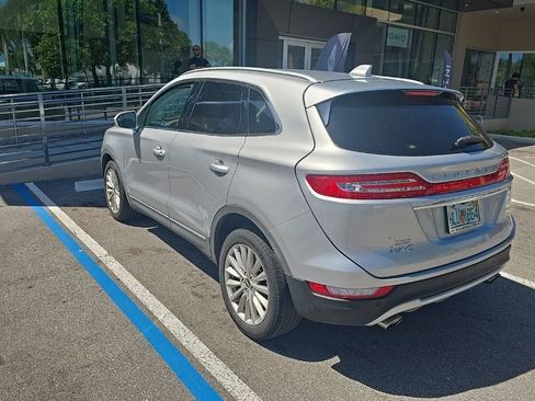 Used 2019 Lincoln MKC Premiere image 11